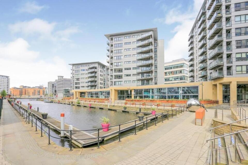 Central Leeds Dock Apt&Free Secure Parking! Exterior photo